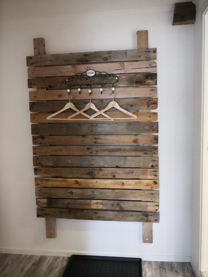Old School Pa Eidslandet - Exclusive Apartment Luaran gambar